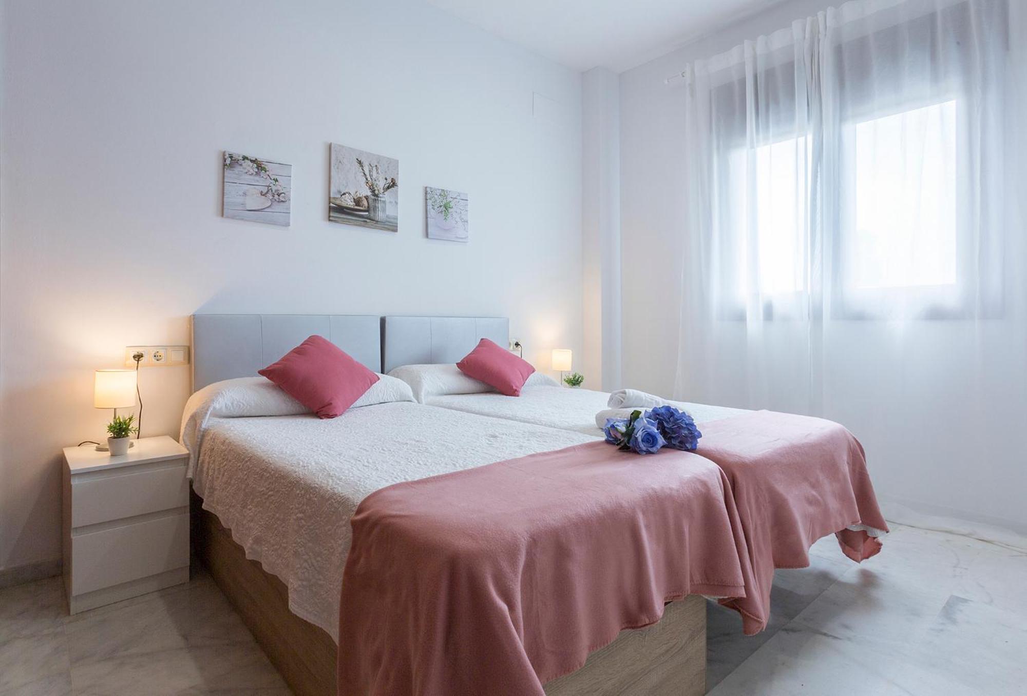 Aticos Lux Sevilla Piscina Parking Бормухос Екстер'єр фото